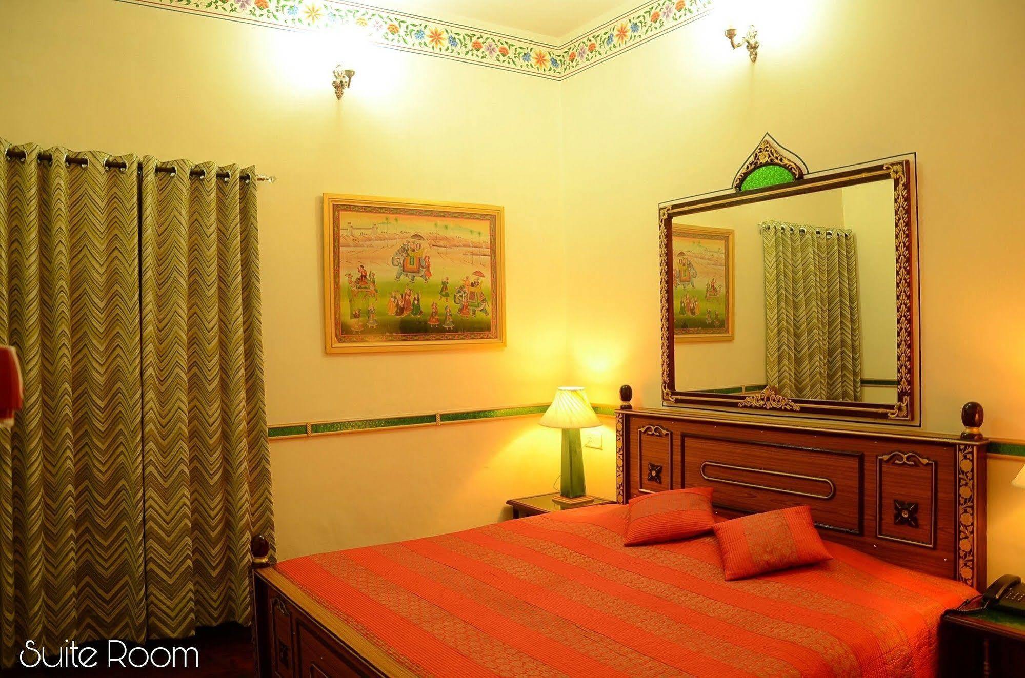 Hotel Vimal Heritage Jaipur Luaran gambar