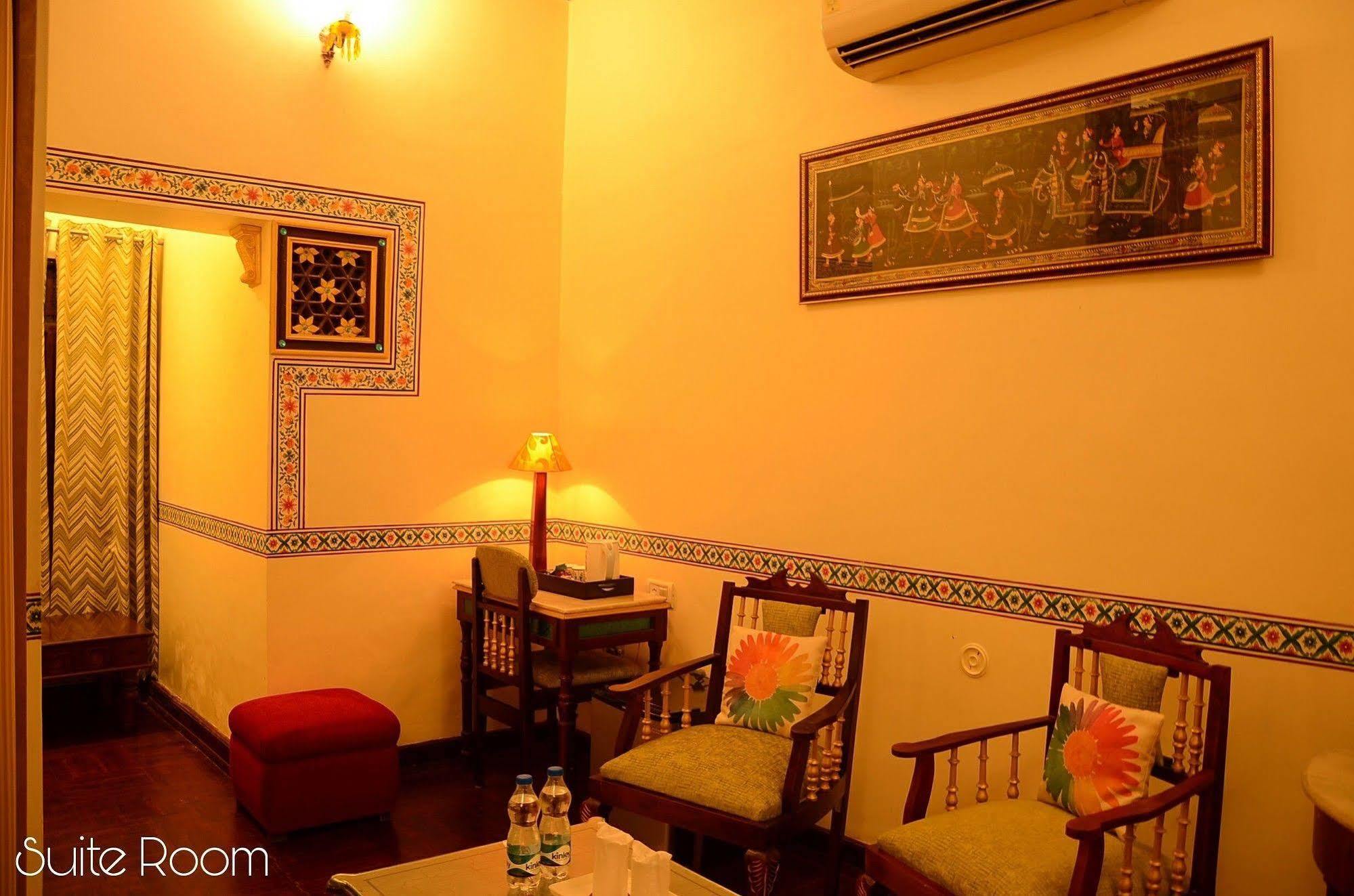 Hotel Vimal Heritage Jaipur Luaran gambar