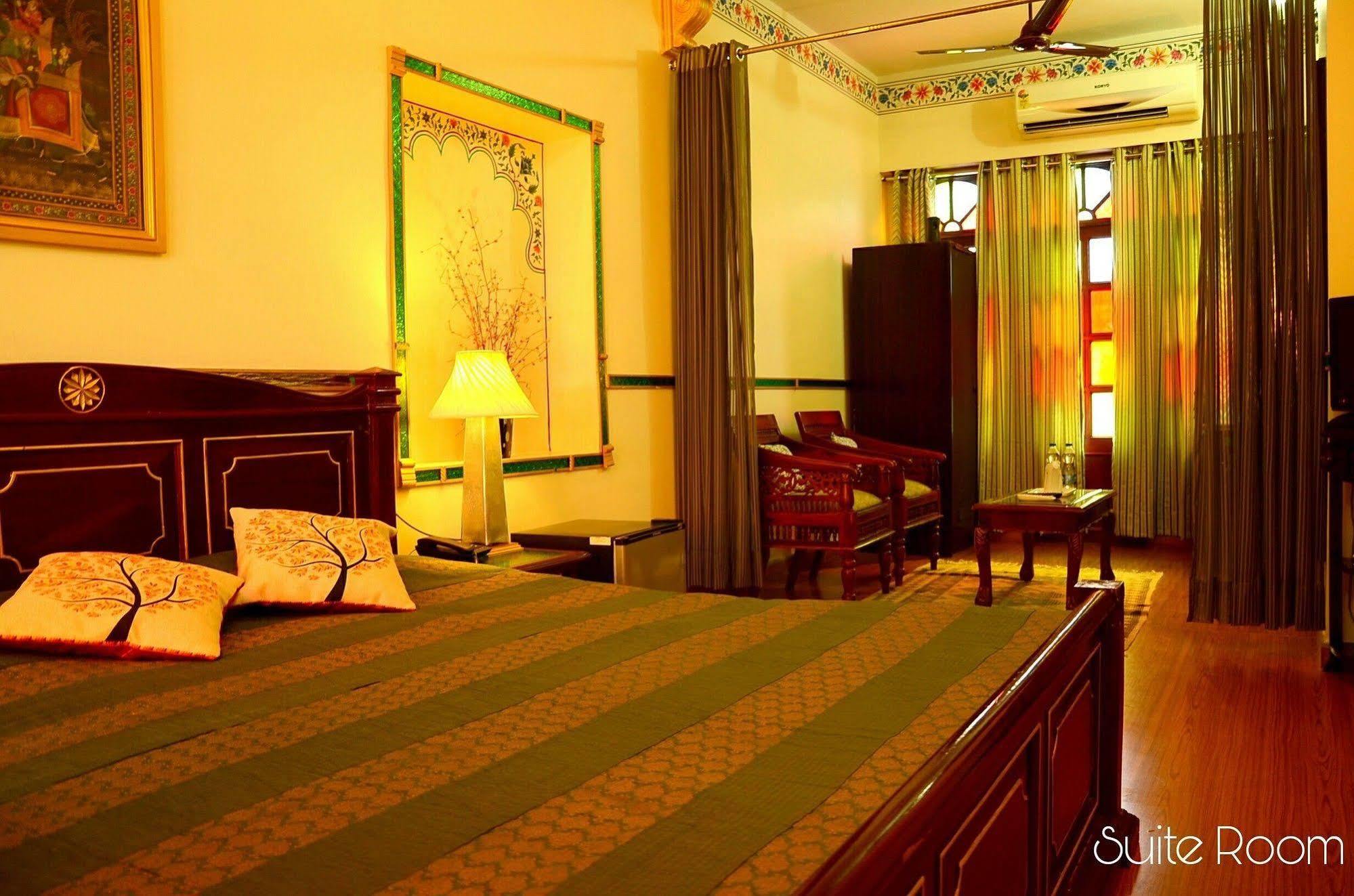 Hotel Vimal Heritage Jaipur Luaran gambar